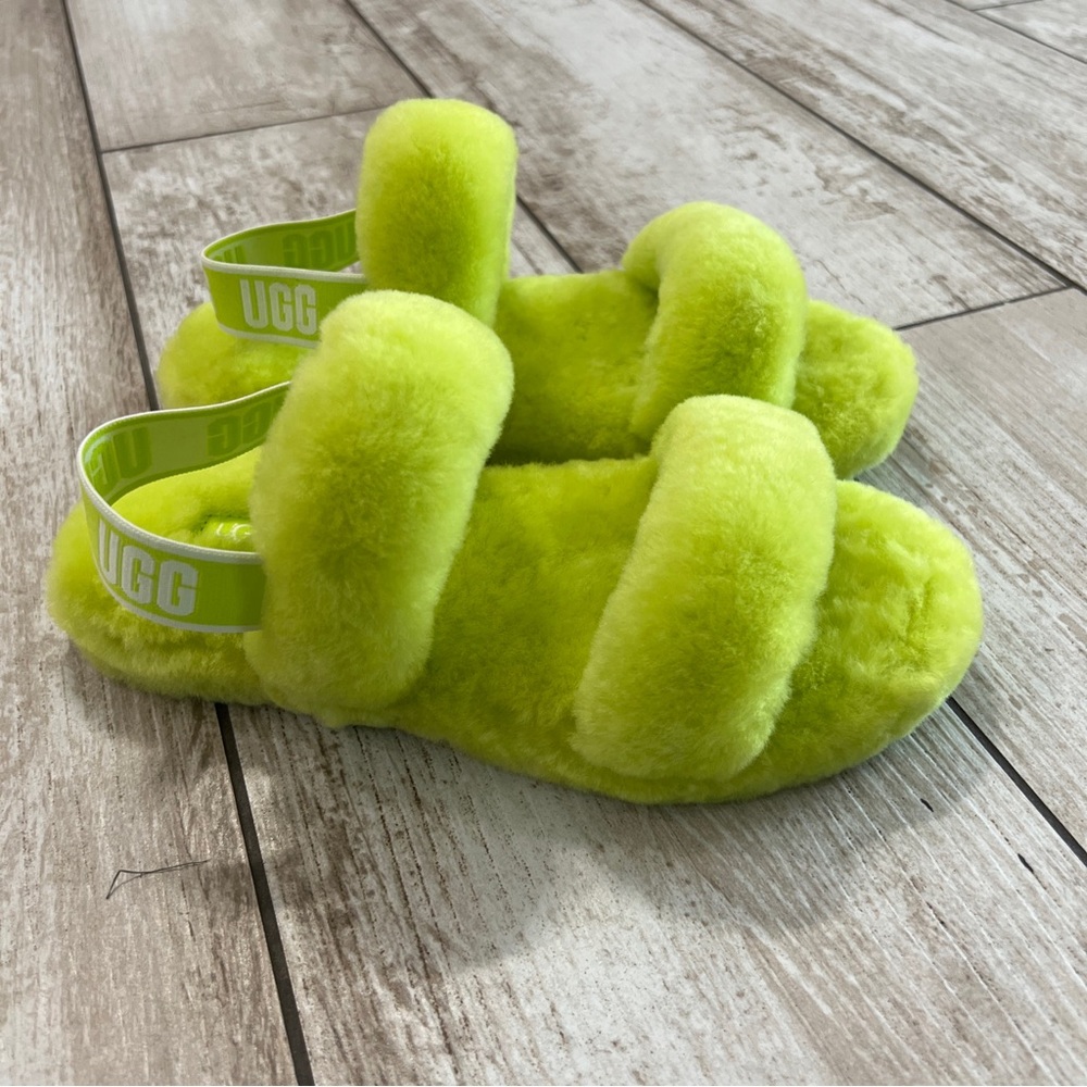 UGG Girl's Lamb Fluff Yeah Slide Slippers Lime Green 1115752K Size 5 NWOB